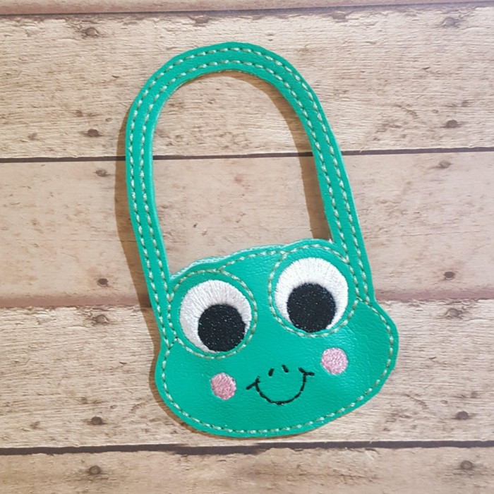 Dolly Frog Purse