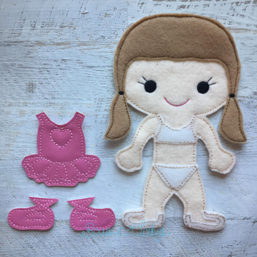 Interchangeable dolls & outfits