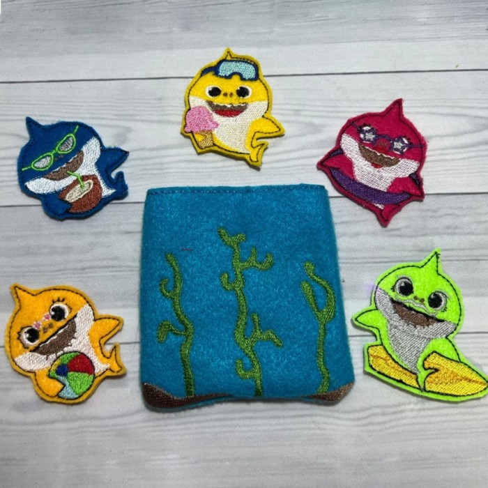 Baby Shark Summer Finger Puppets from 5-2023