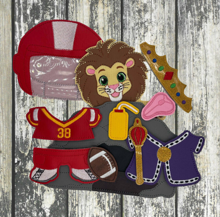 Lion Felt Doll & Outfits - Image 3