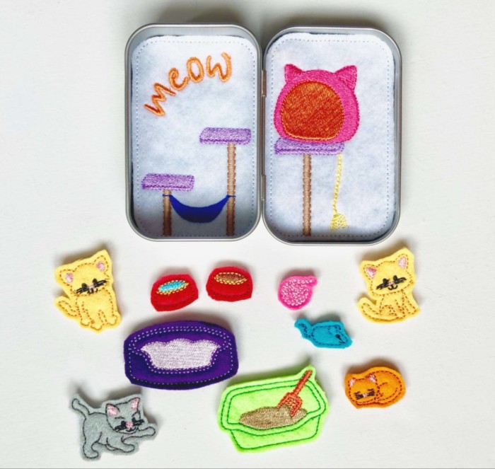 Cats Tin Case Set